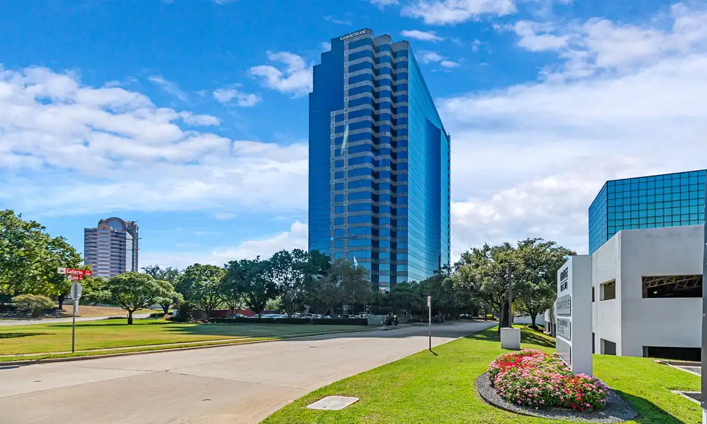 Zufahrt Pinnacle Tower, Dallas, TX