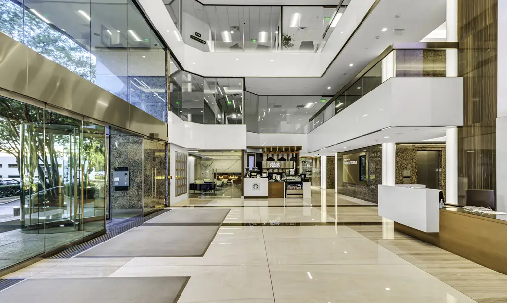 Foyer Pinnacle Tower, Dallas, TX